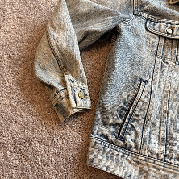 Vintage Lee Acid Wash Classic Denim Jacket Size Medium - Picture 3 of 9